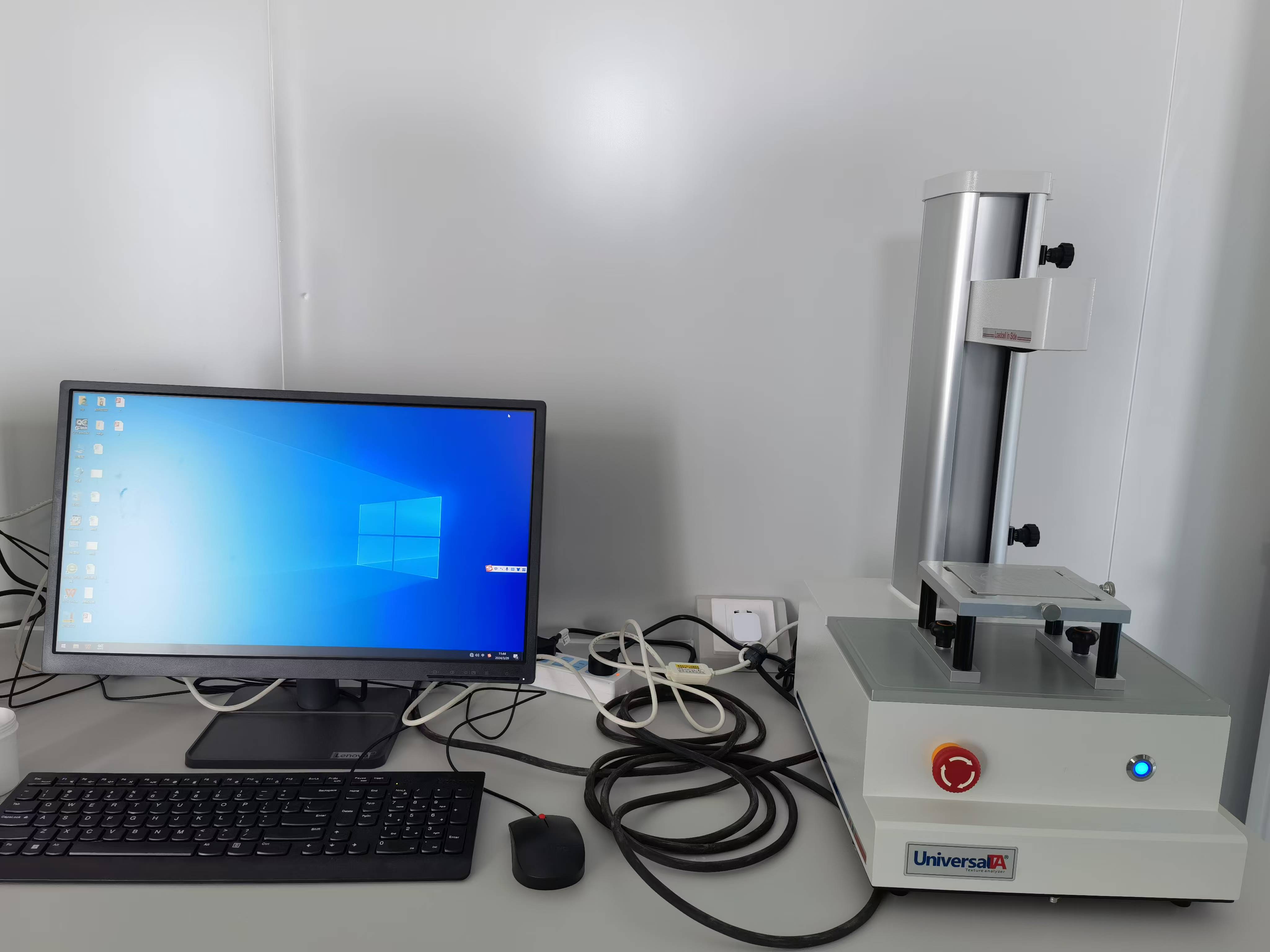 2646e6fc915fca1a1d28a07709bbe71.jpg 南昌大学食品学院再次购买我公司的质构仪